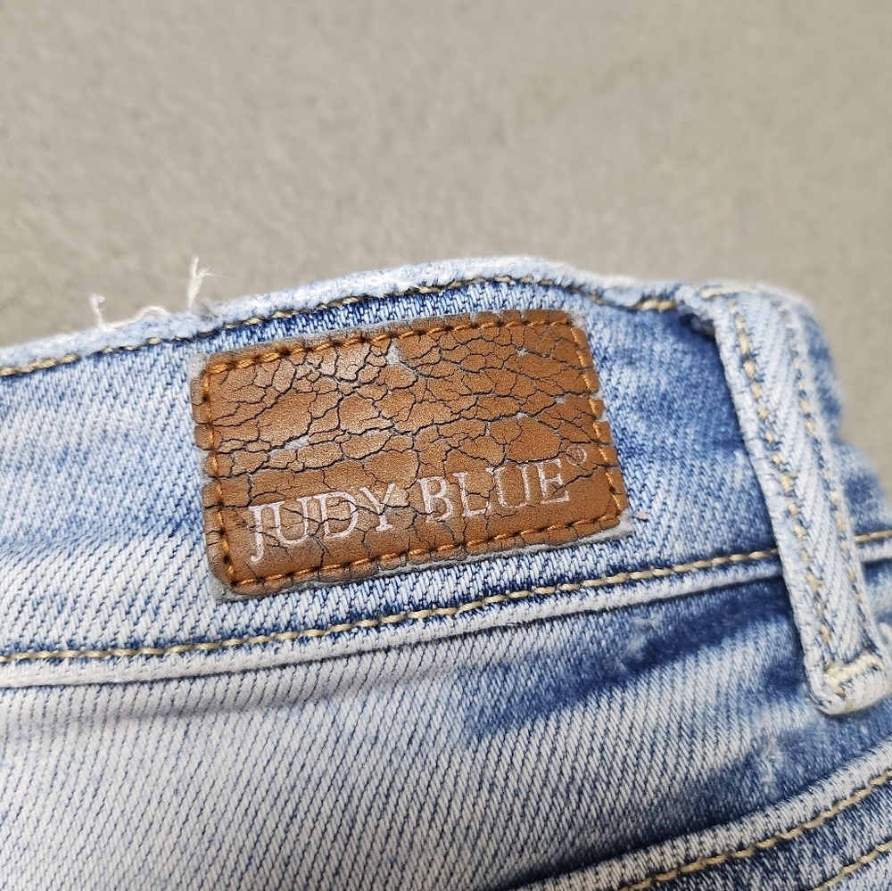 Judy Blue Distressed straight leg jeans Size 5 / 27 - Picture 6 of 12